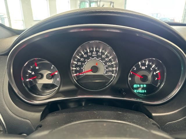Used 2013 Chrysler 200 LX FWD image 30
