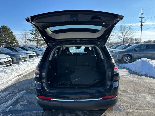 Used 2023 Jeep Grand Cherokee L Limited image 37