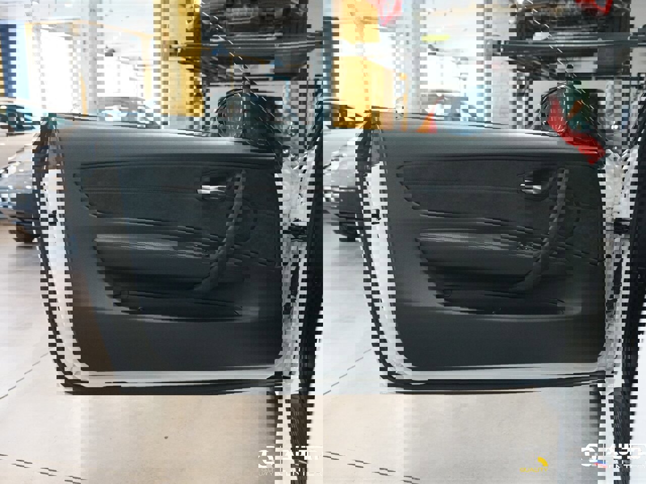 Used 2011 BMW 1 Series M image 12