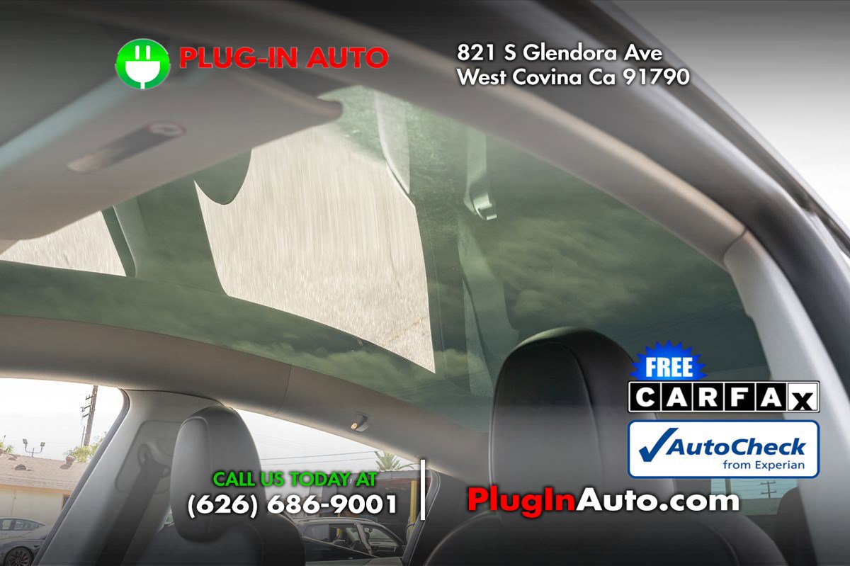 Used 2023 Tesla Model Y Performance image 8