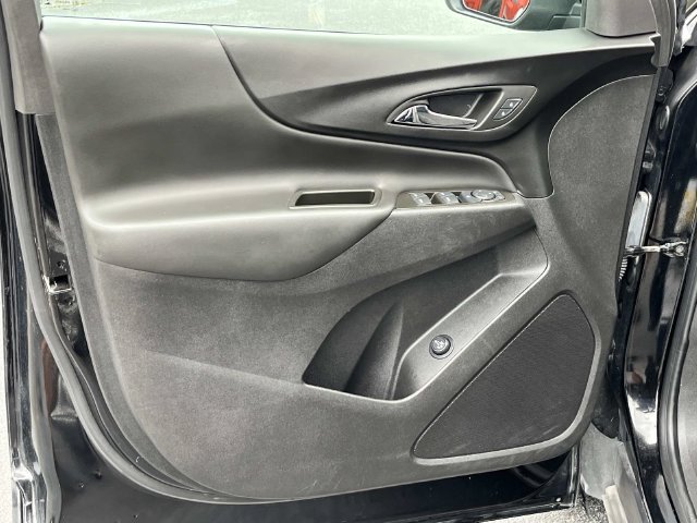 Used 2024 Chevrolet Equinox LT AWD/4WD image 24