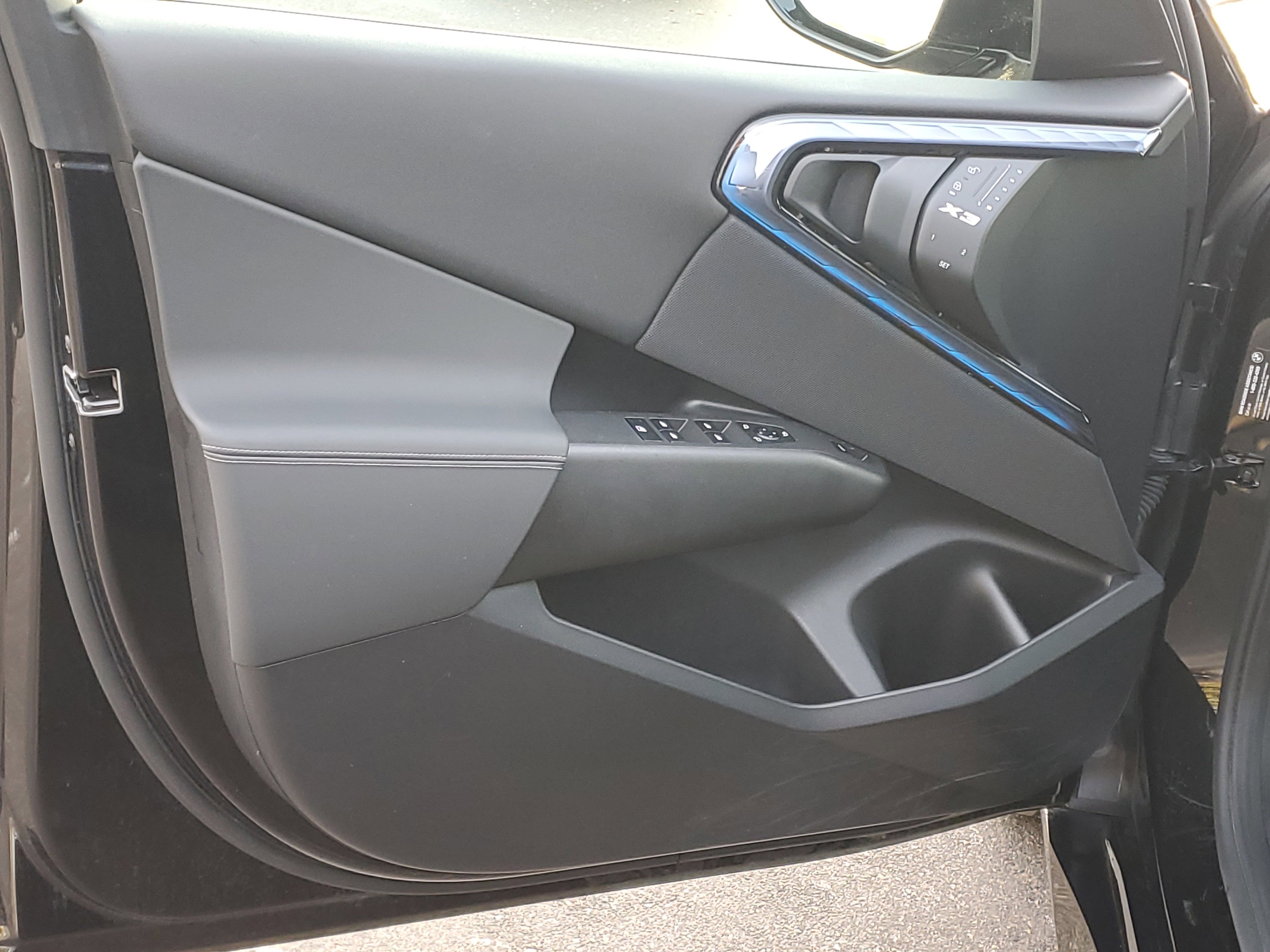 Used 2025 BMW X3 xDrive30i w/ Premium Package image 5