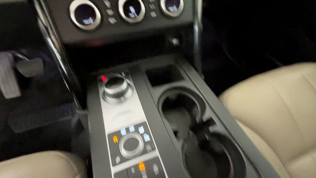 Used 2020 Land Rover Discovery SE AWD/4WD image 31