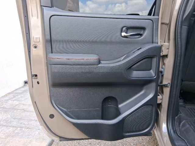 Certified 2024 Nissan Frontier PRO-4X w/ Off-Road Protection Package image 19