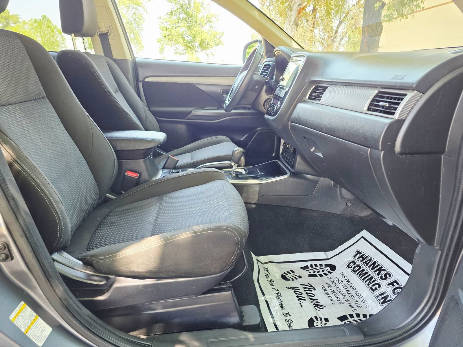 Used 2018 Mitsubishi Outlander SE FWD image 23