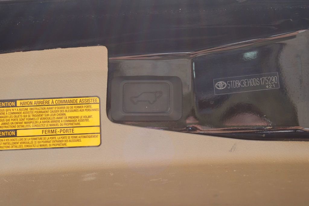 Used 2013 Toyota Highlander SE AWD/4WD image 37