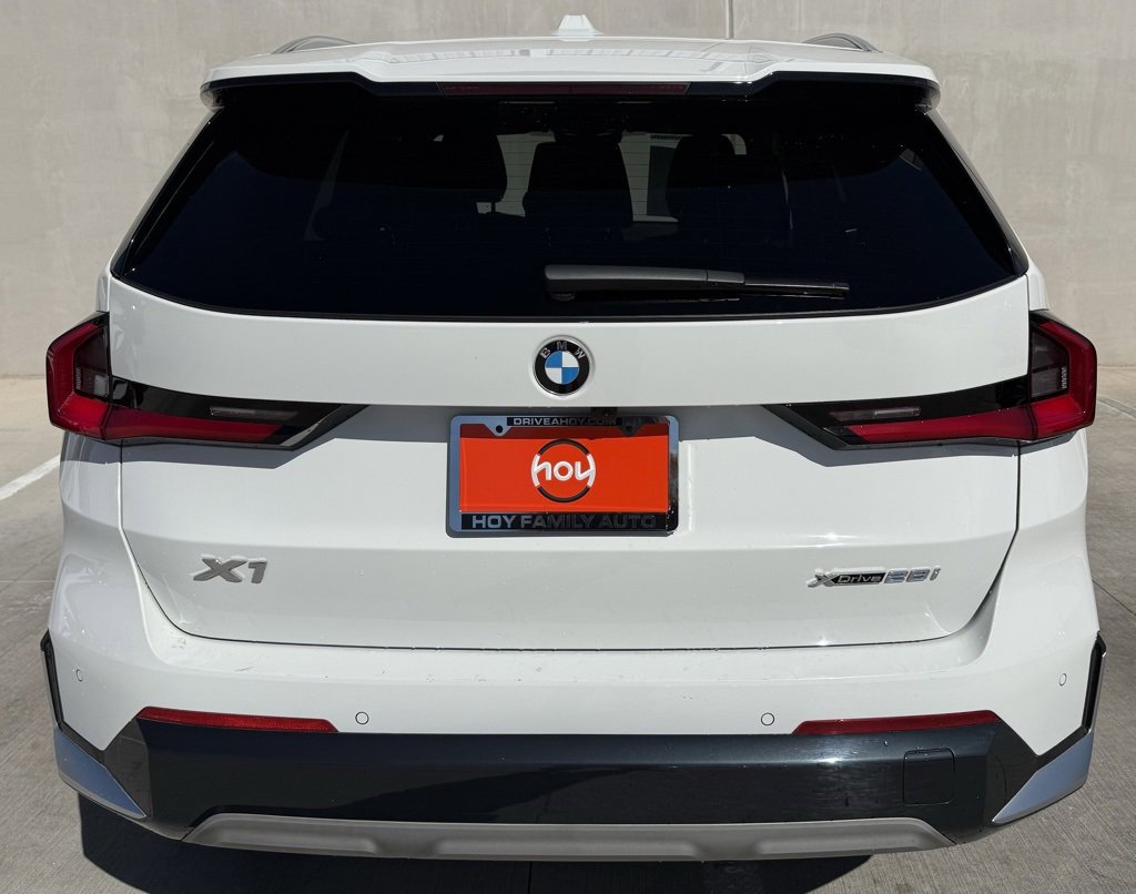 Used 2023 BMW X1 xDrive28i w/ Convenience Package image 4