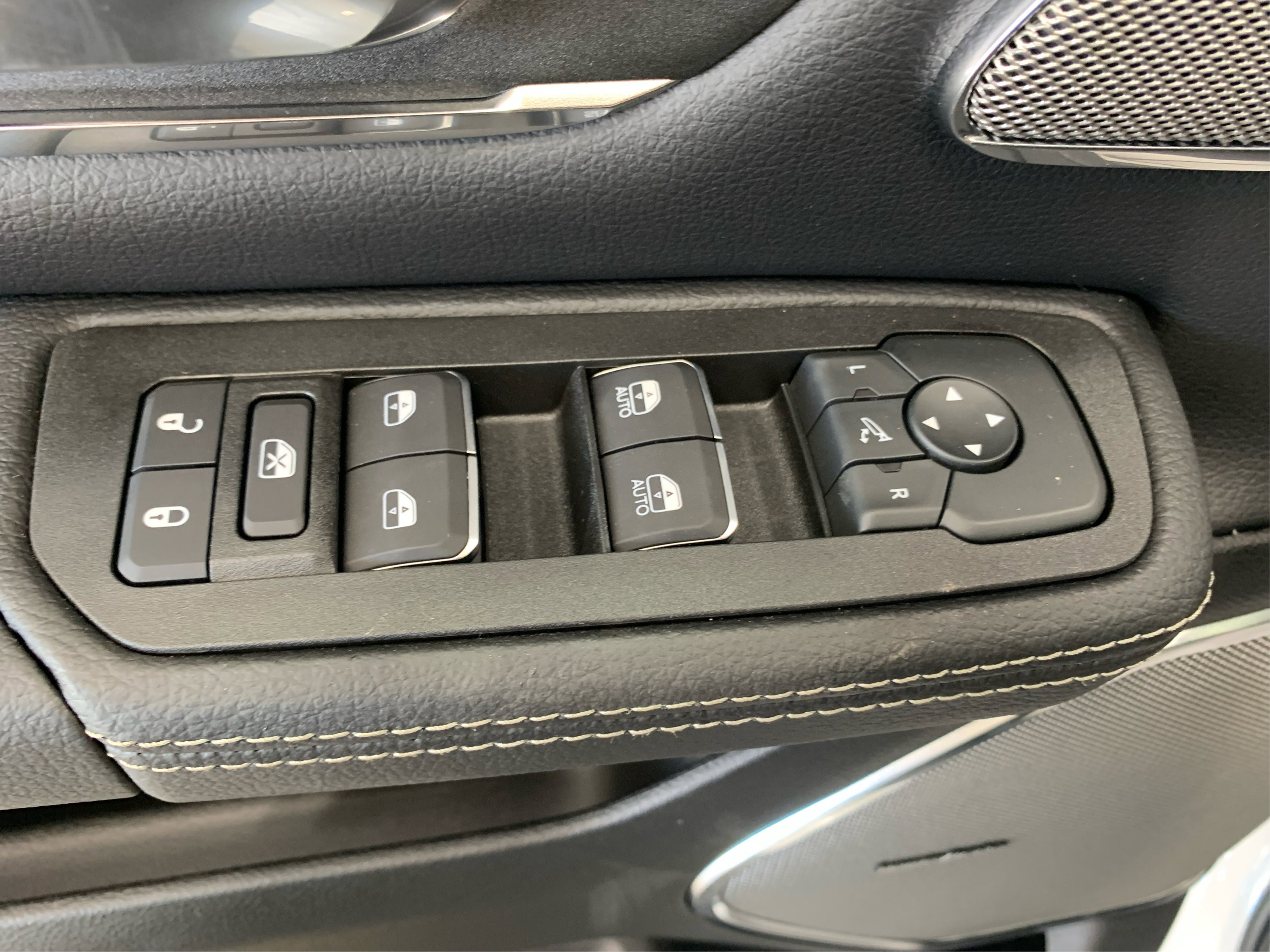 New 2026 RAM 1500 Laramie w/ Night Edition image 30