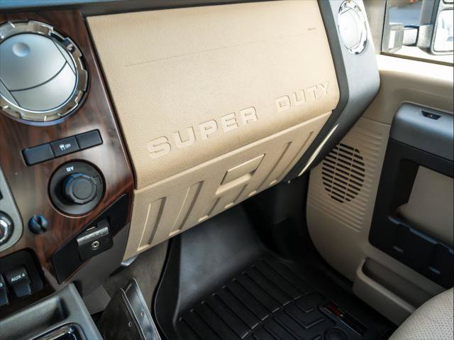 Used 2011 Ford F250 Lariat w/ Lariat Interior Pkg RWD image 28