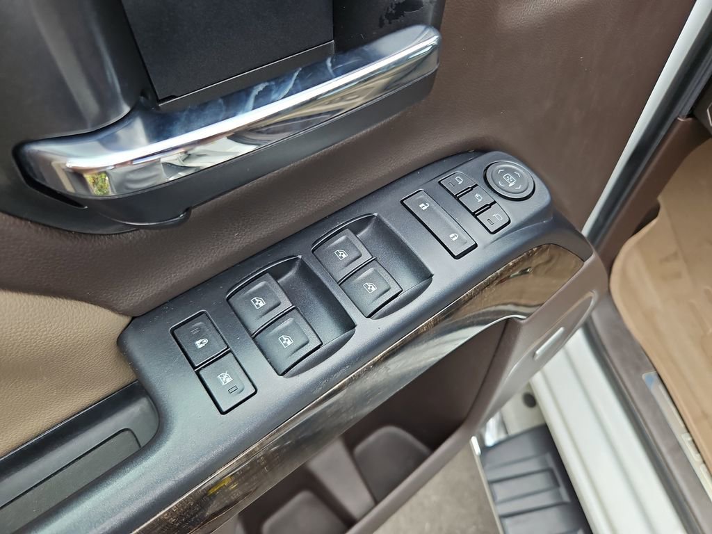 Used 2016 GMC Sierra 2500 Denali w/ Duramax Plus Package image 28