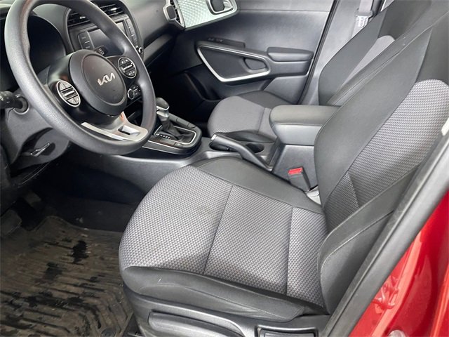 Certified 2024 Kia Soul LX w/ Option Group 015 image 2