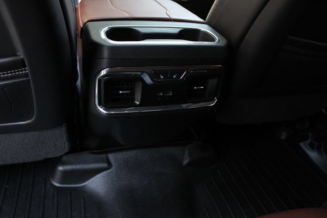 Used 2023 GMC Sierra 1500 Denali Ultimate AWD/4WD image 26