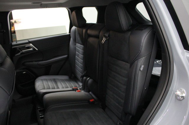 New 2026 Mitsubishi Outlander Trail Edition image 25