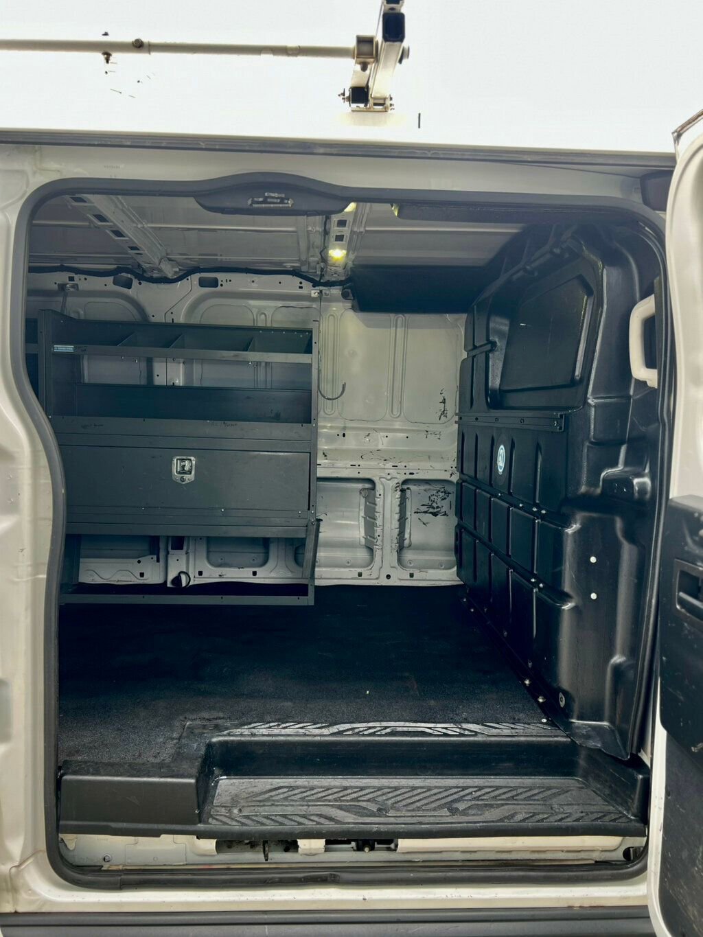 Used 2017 Ford Transit 350 148 Low Roof image 9