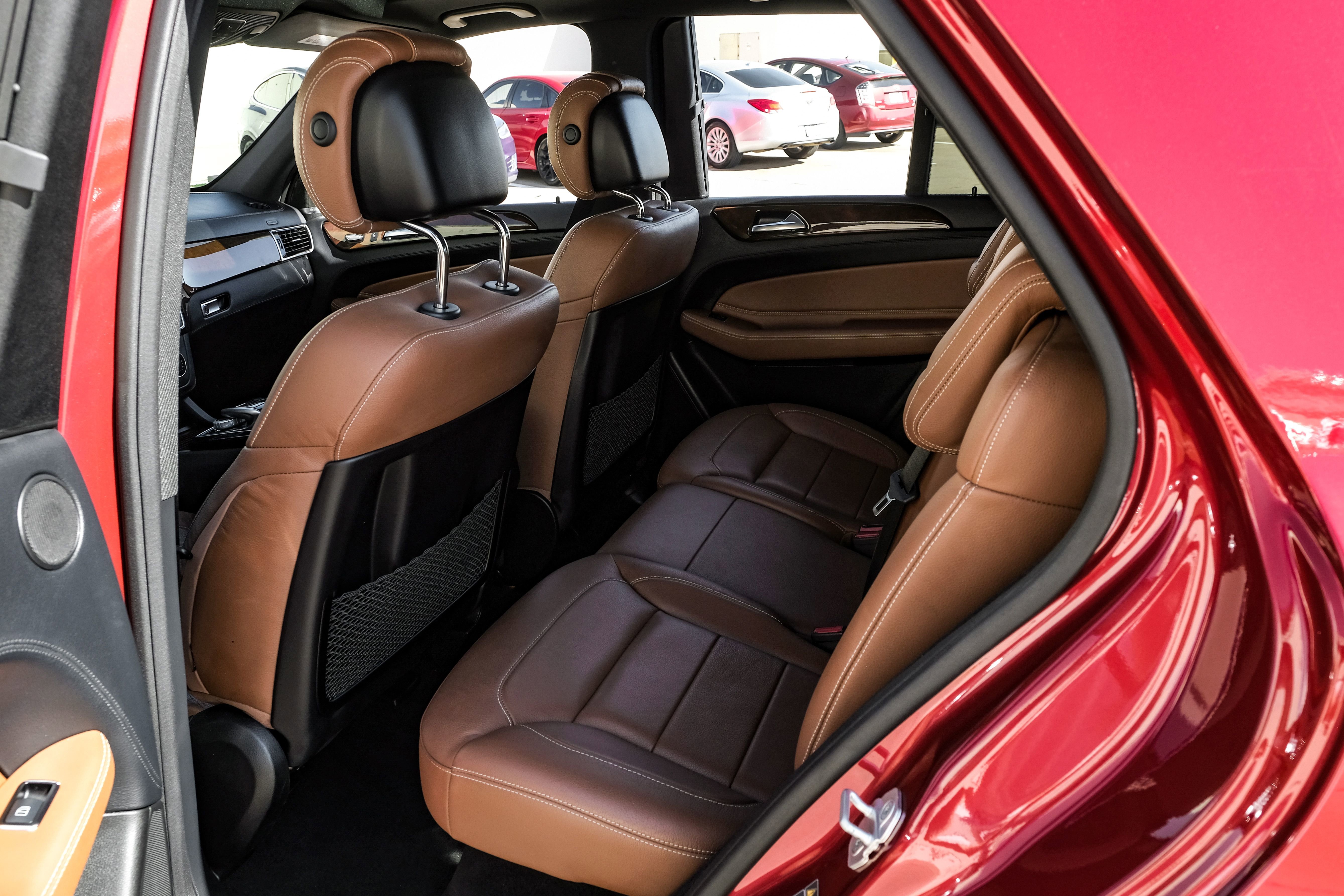 Used 2017 Mercedes-Benz GLE 400 4MATIC image 34