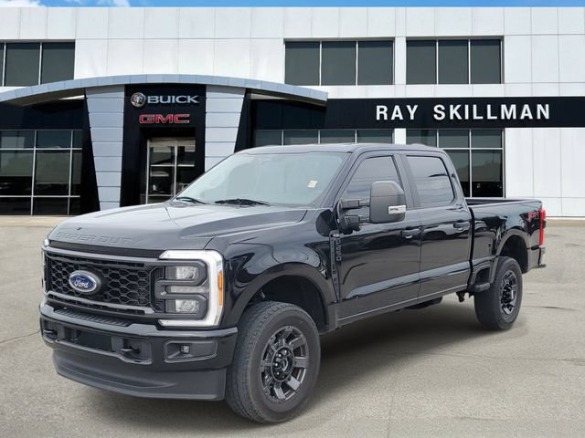 Used 2023 Ford F250 XL w/ STX Appearance Package AWD/4WD image 2