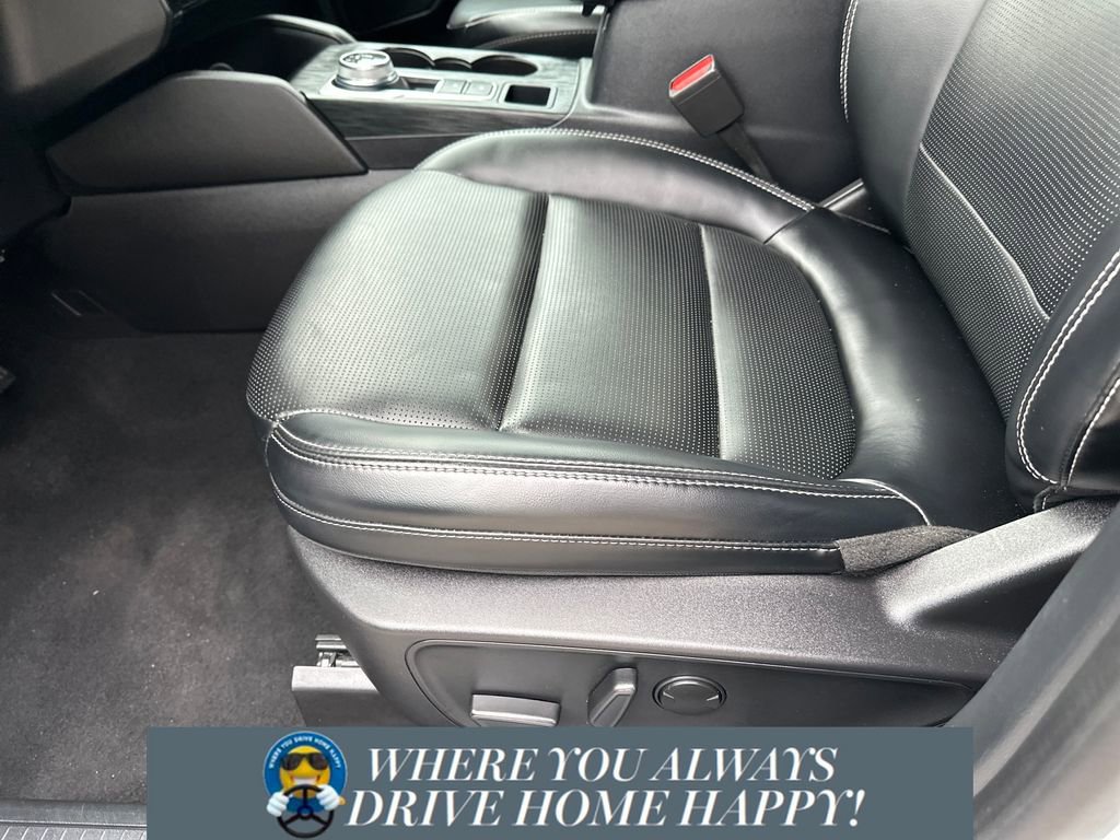 Certified 2023 Ford Escape Platinum image 8