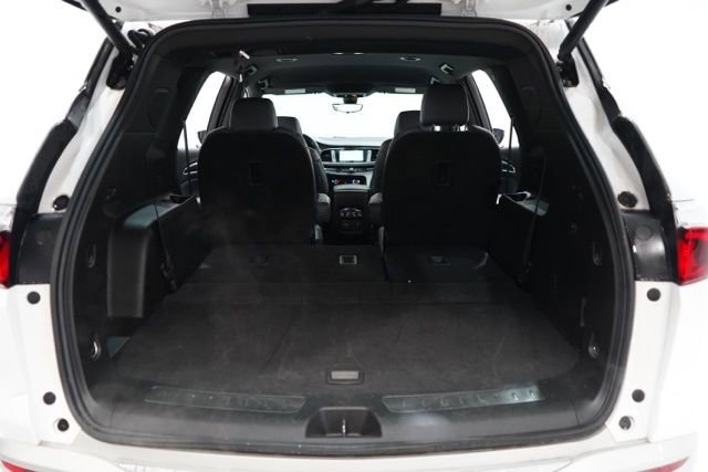 Used 2024 Buick Enclave Premium image 37