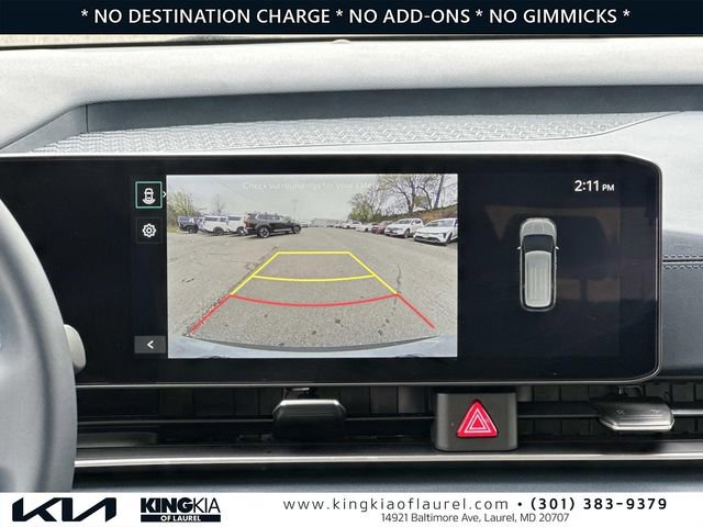 Used 2025 Kia Carnival EX image 4