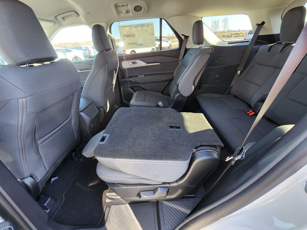 New 2026 Ford Explorer Active image 35