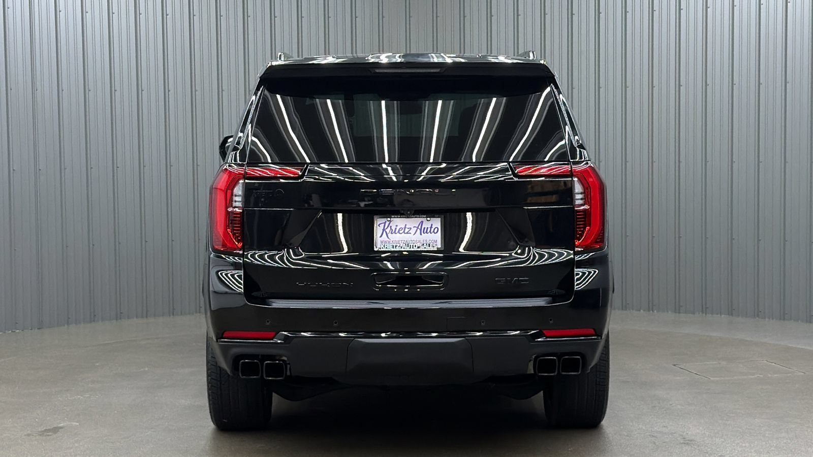 Used 2026 GMC Yukon Denali w/ Sun & Power Step Package AWD/4WD image 4