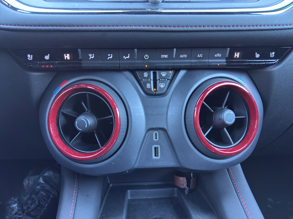 Certified 2023 Chevrolet Blazer RS w/ Driver Confidence II Package image 39