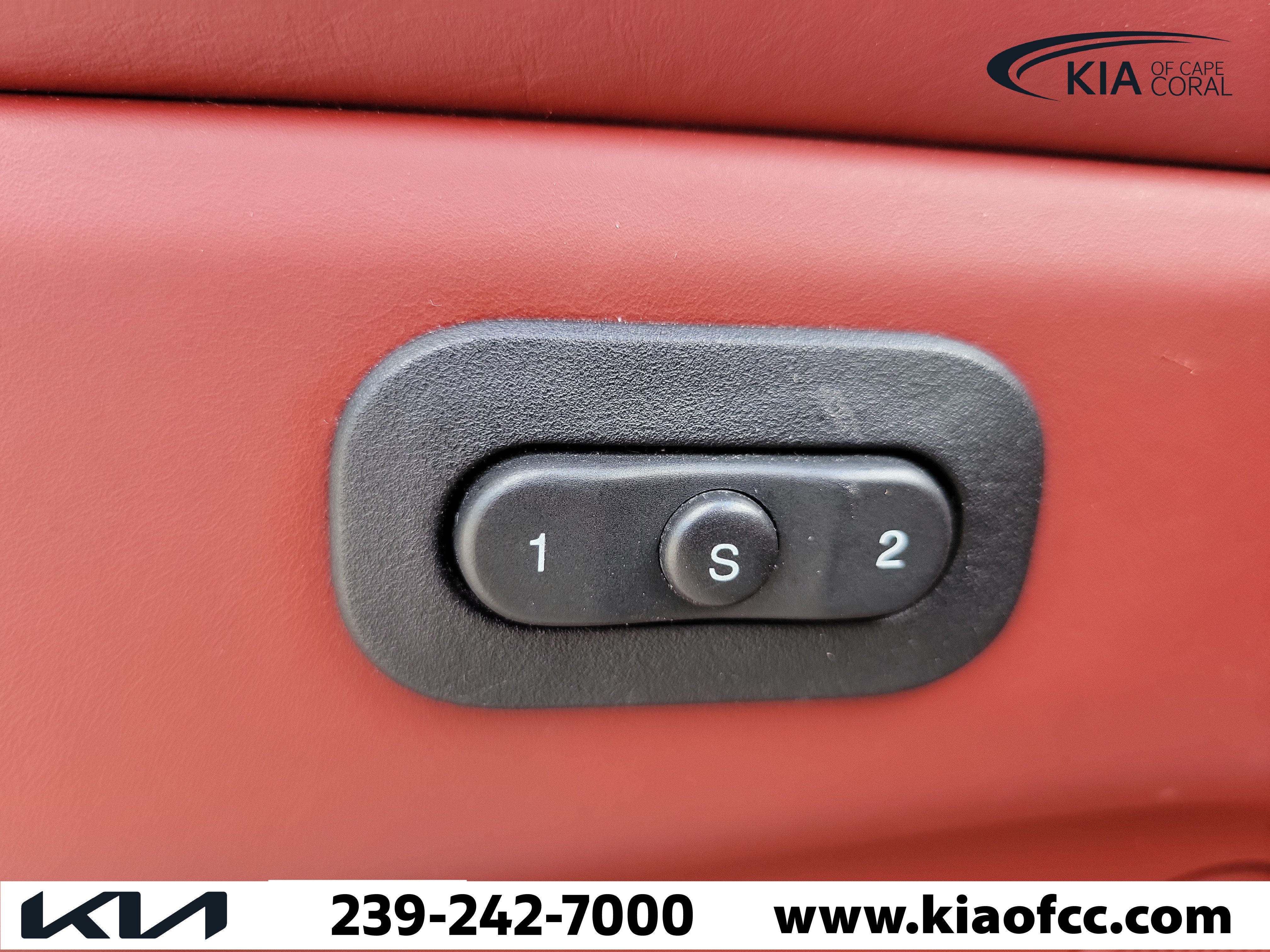 Used 2018 Jeep Grand Cherokee Trackhawk AWD/4WD image 17