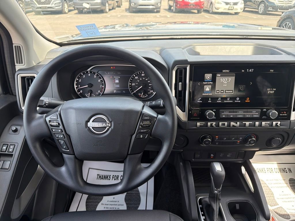 Used 2025 Nissan Frontier SV image 16