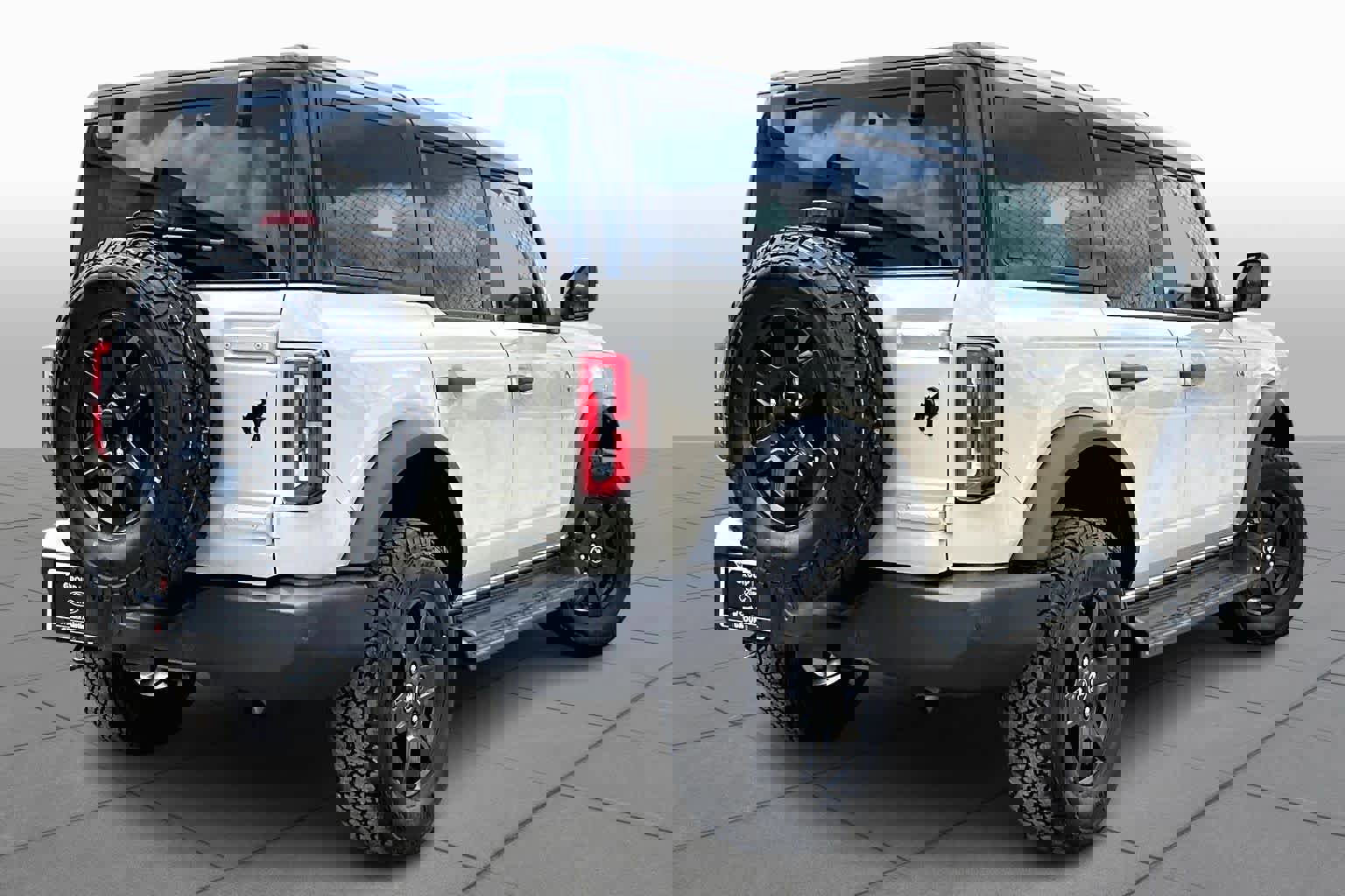 Used 2025 Ford Bronco Outer Banks image 12