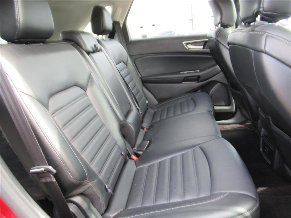 Used 2015 Ford Edge SEL w/ Equipment Group 201A image 27