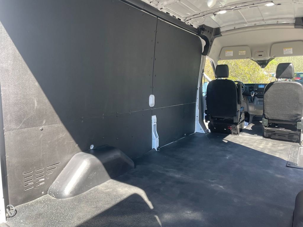Used 2025 Ford Transit 250 148 Medium Roof w/ Load Area Protection Package RWD image 25
