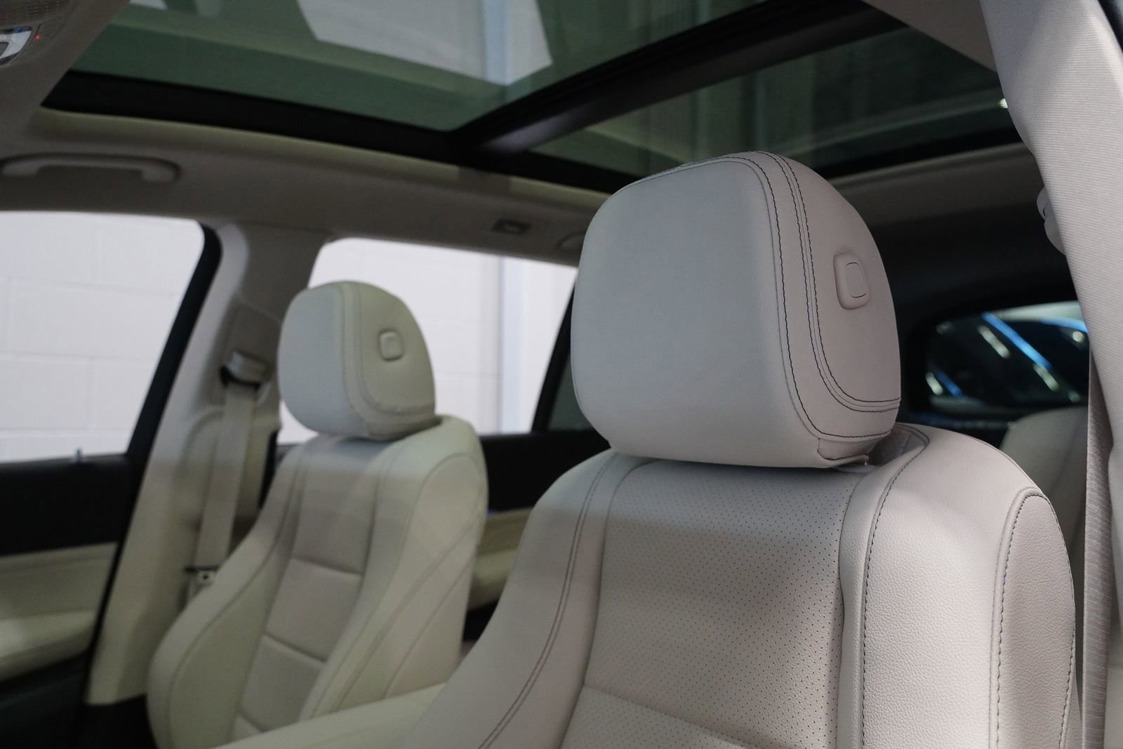 New 2026 Mercedes-Benz GLS 450 4MATIC image 15