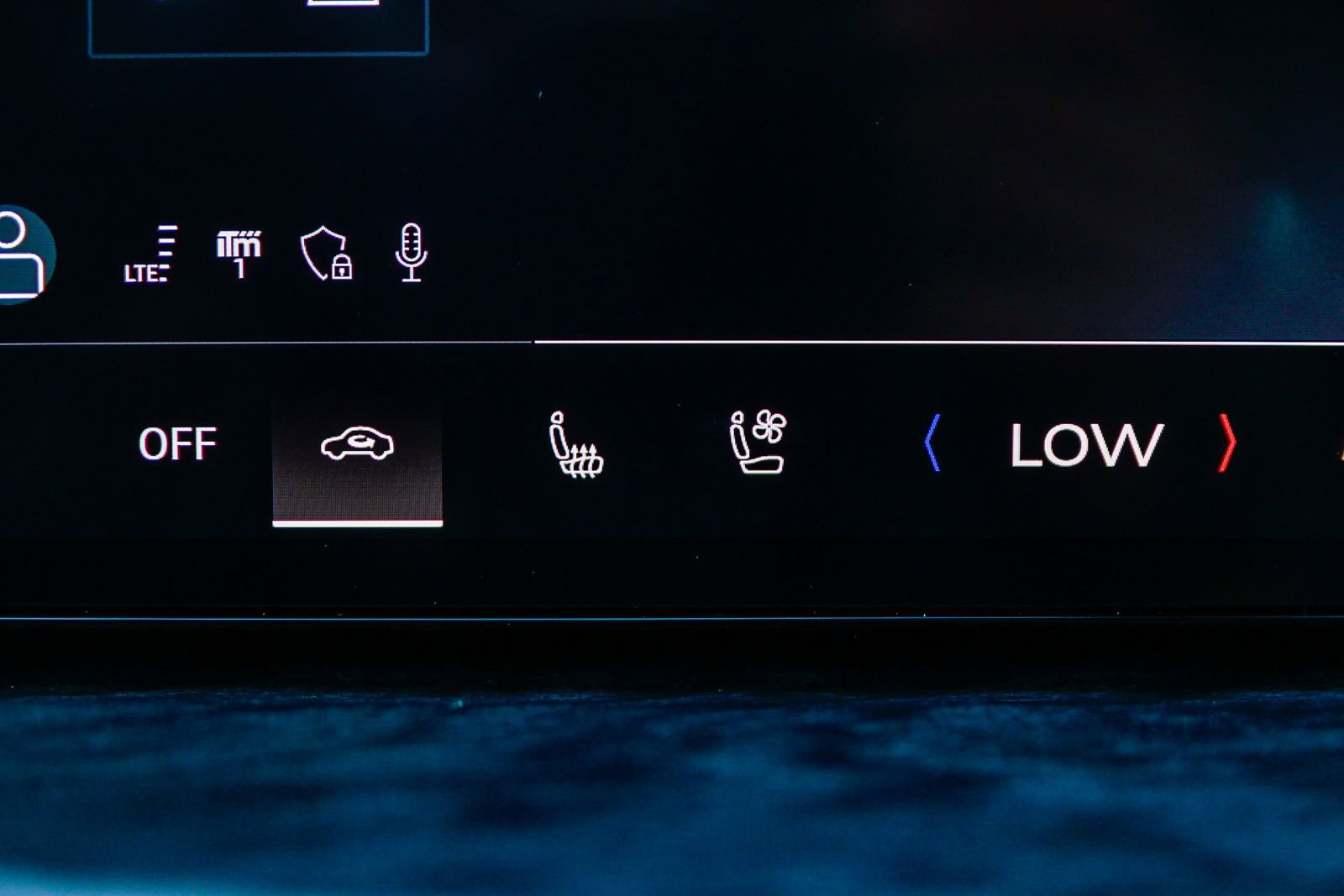 Certified 2025 Audi Q5 Prestige image 28