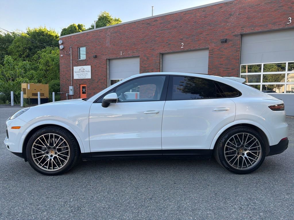 Used 2022 Porsche Cayenne Platinum Edition AWD/4WD image 2