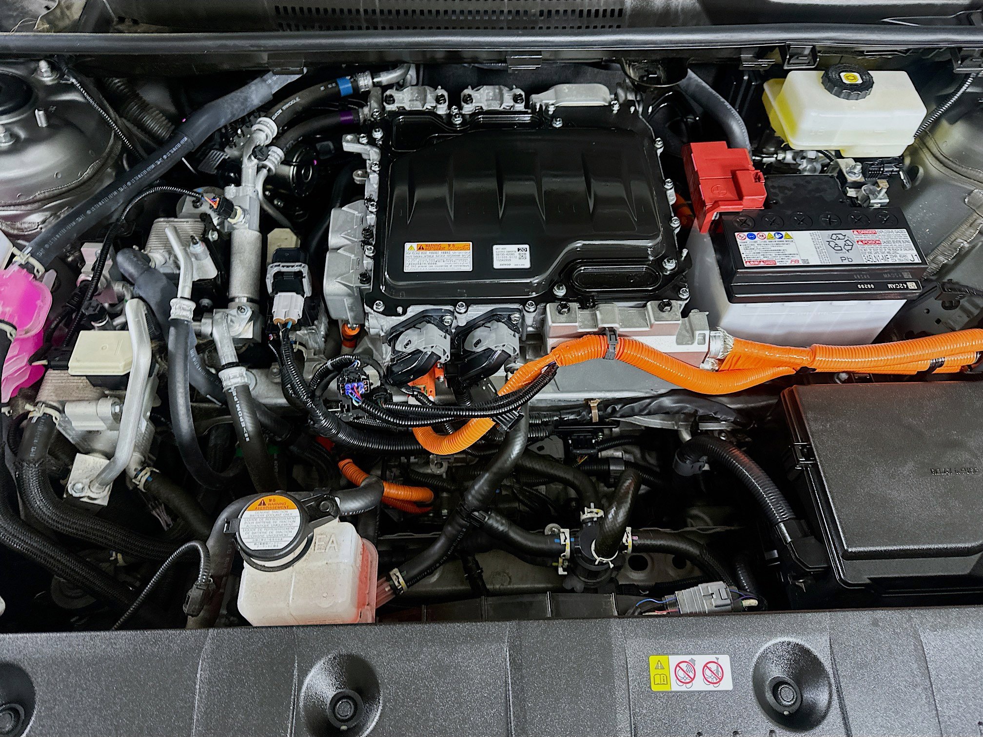 Used 2023 Toyota bZ4X XLE w/ Weather Package FWD image 31