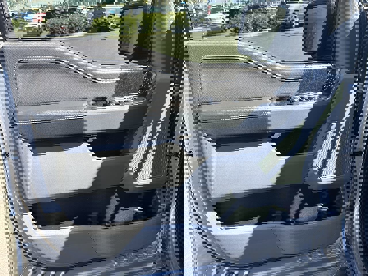 Used 2022 Ford F150 XLT w/ Equipment Group 302A High image 20