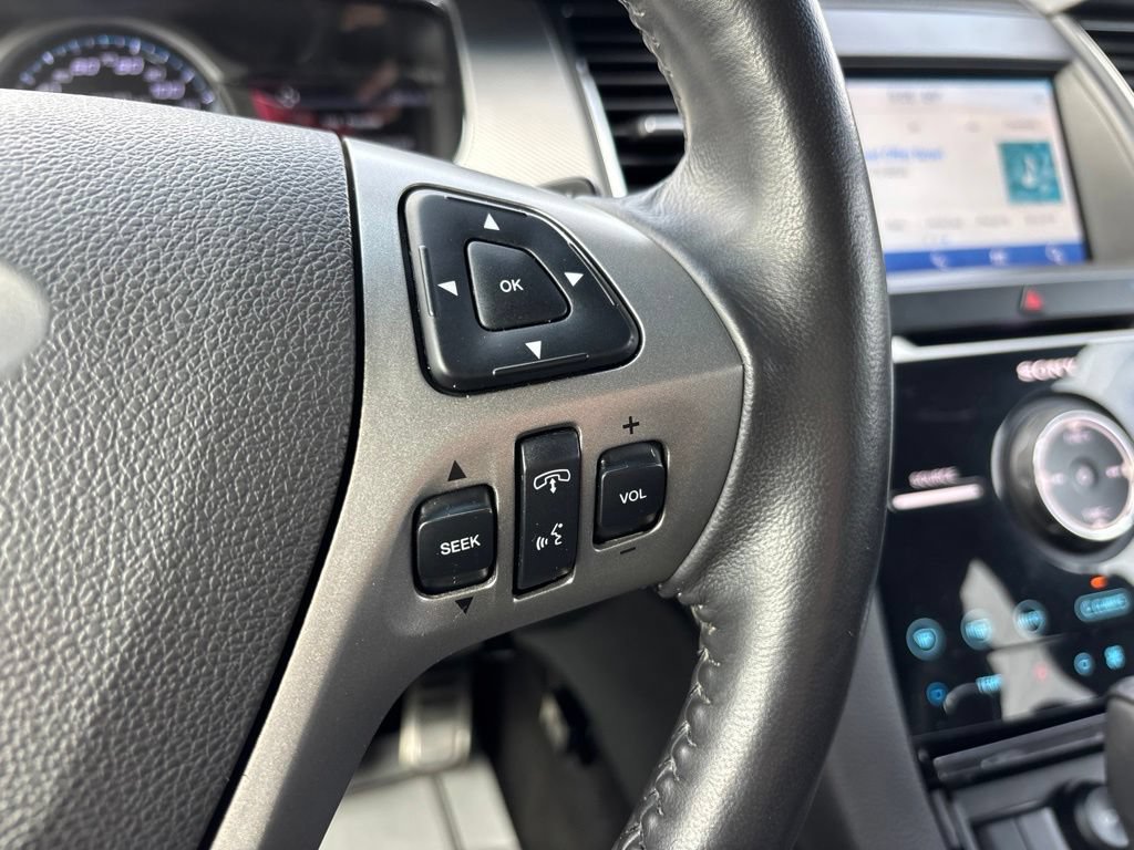 Used 2015 Ford Taurus SHO w/ Equipment Group 401A AWD/4WD image 18