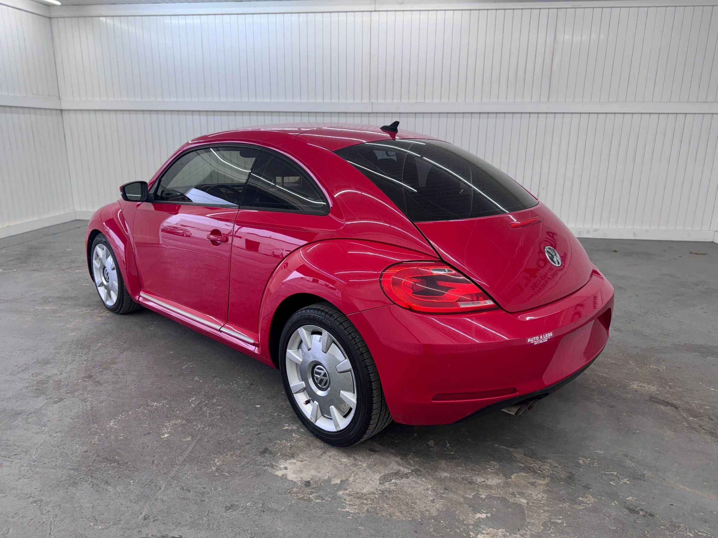 Used 2012 Volkswagen Beetle 2.5 image 7