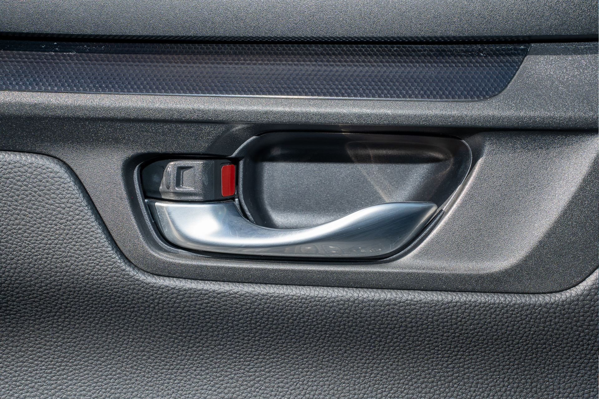 Certified 2025 Honda CR-V EX image 27