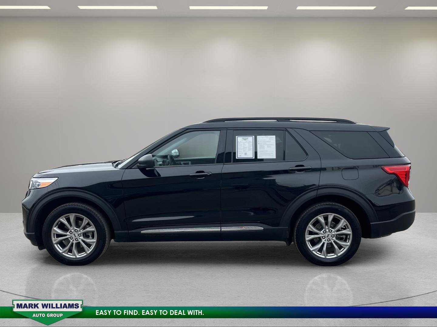 Certified 2023 Ford Explorer XLT w/ Equipment Group 202A image 6