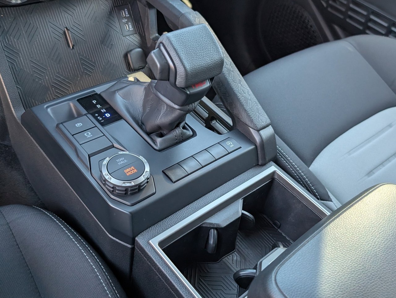 Used 2025 Toyota Tacoma TRD Sport image 16