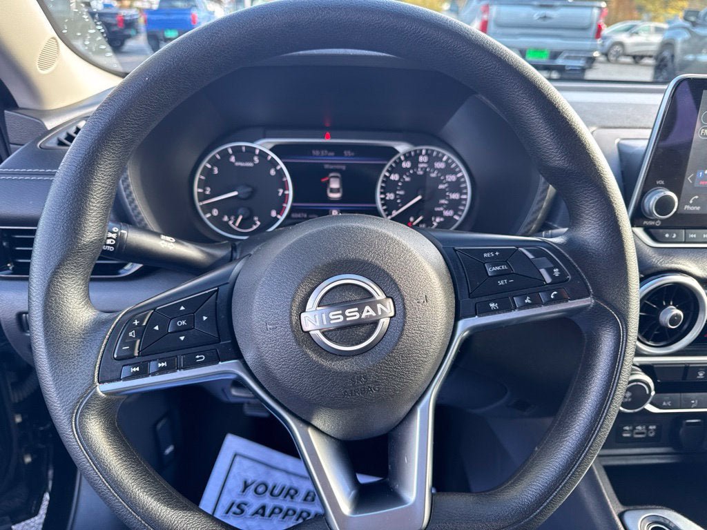 Used 2024 Nissan Sentra SV FWD image 20