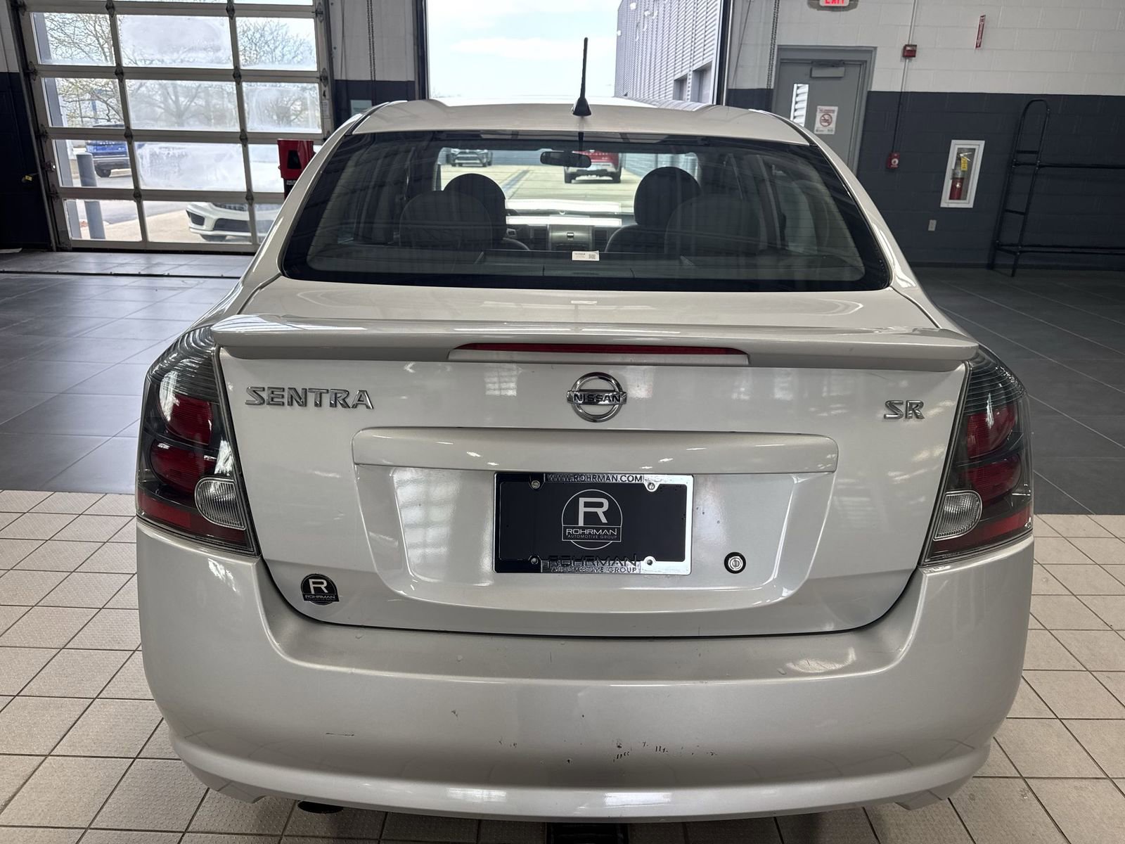 Used 2011 Nissan Sentra 2.0 SR FWD image 35