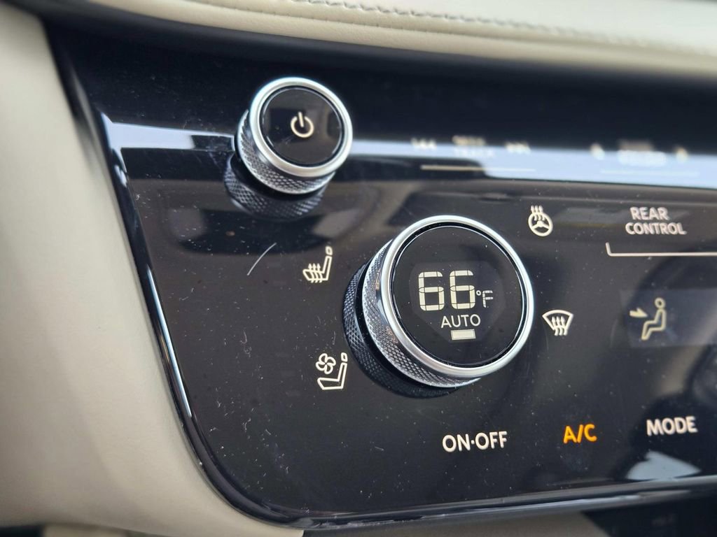 Used 2025 INFINITI QX60 Luxe w/ Vision Package AWD/4WD image 32