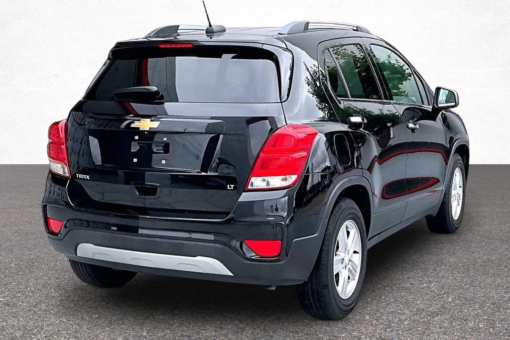 Used 2020 Chevrolet Trax LT w/ LT Convenience Package FWD image 7
