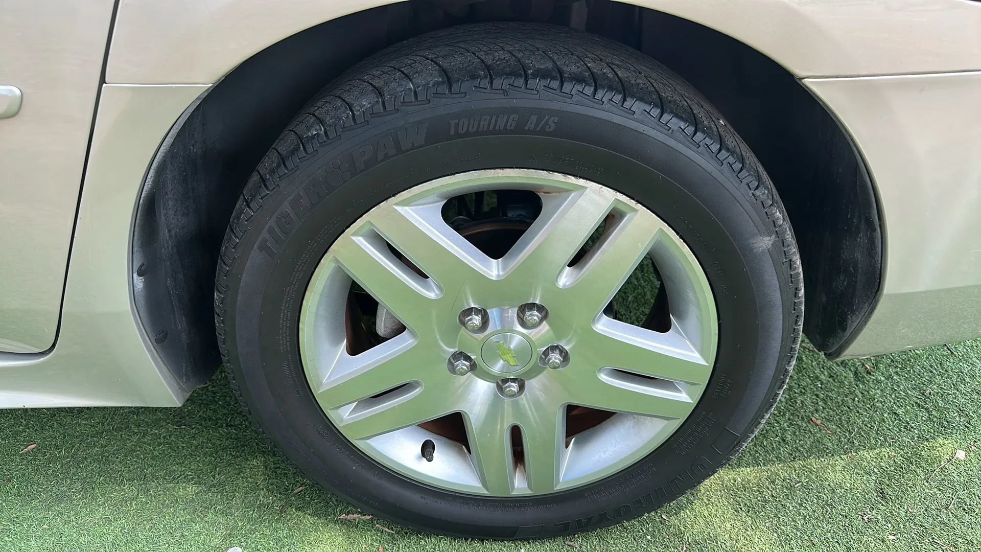 Used 2012 Chevrolet Impala LT FWD image 43