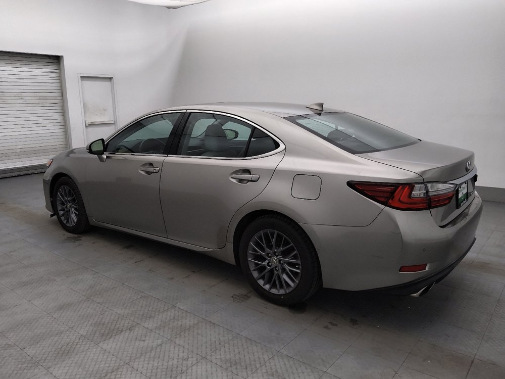 Used 2018 Lexus ES 350 w/ Premier Package image 3