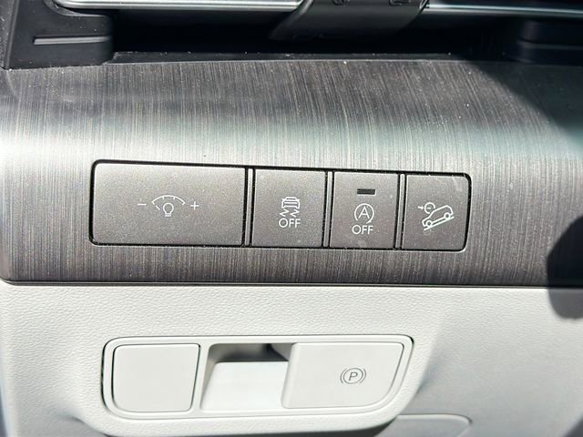 Used 2024 Hyundai Kona SE image 10