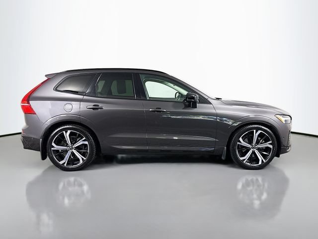 Used 2023 Volvo XC60 B6 Ultimate w/ Climate Package AWD/4WD image 11