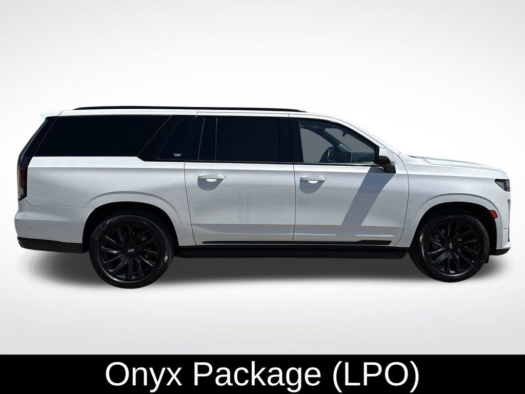 Used 2022 Cadillac Escalade ESV Sport Platinum w/ LPO, ONYX Package AWD/4WD image 5